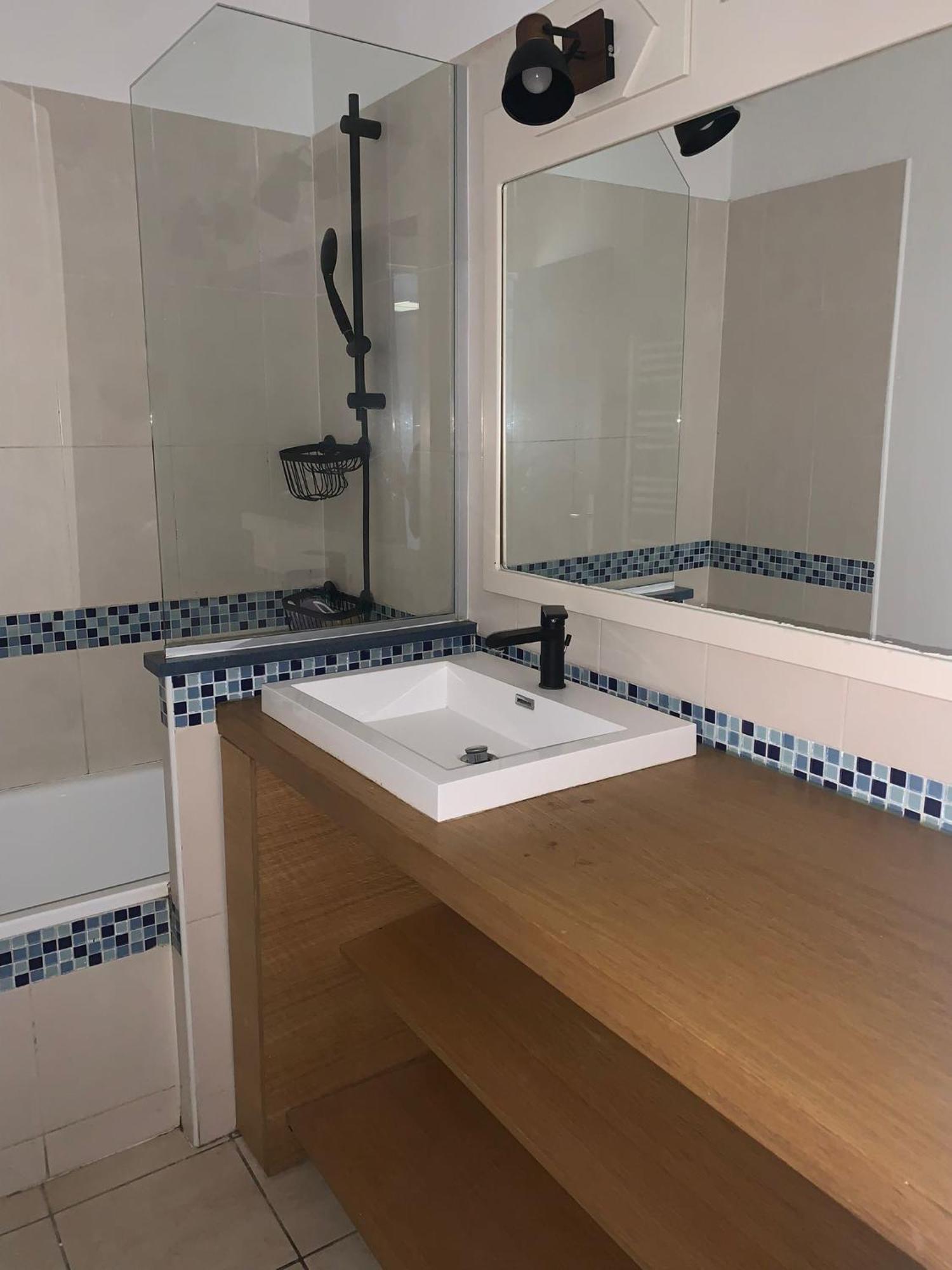 Apartment Heliotel Marine 4* Bord De Mer แซ็งต์-โลร็อง-ดู-วาร์ ห้อง รูปภาพ
